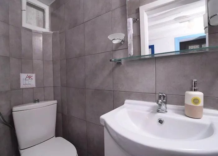 Old Town Traditional House *